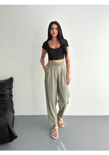 Kadın Yüksel Bel Beli Bağcıklı Cepli Rahat Paça Pantalon - Su Yeşili indirimleri
