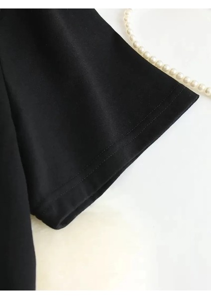 Hi, I Don't Care. Thanks. (Merhaba, Önemli Değil. Teşekkürler.) Baskılı Oversize Bisiklet Yaka T-Shirt - Siyah modelleri