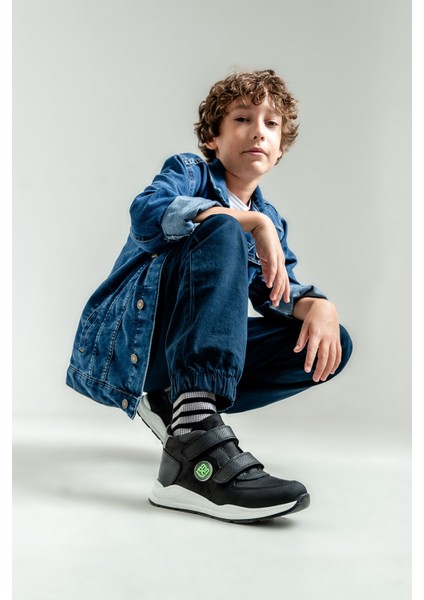 Erkek Çocuk Siyah Hakiki Deri Suya Dayanıklı Anatomik Günlük Bot