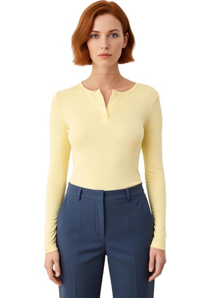 Kadın Uzun Kollu Düğmeli Bisiklet Yaka Fitted Örme Üst Kaliteli Şık Rahat Modern Zarif Günlük