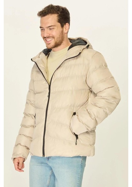 İçi Astarlı Su ve Rüzgar Geçirmez Cepli Kapüşonlu Erkek Mont