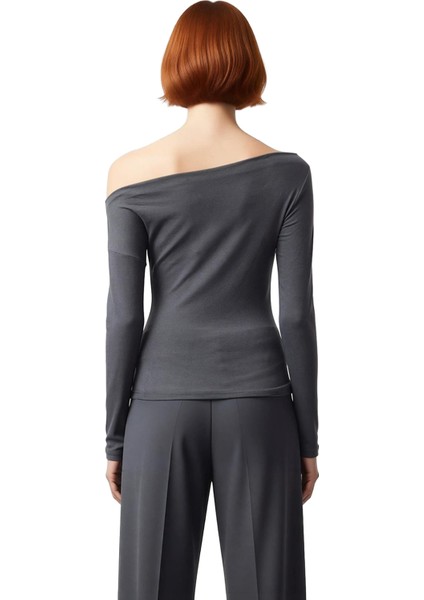 Kadın Şık Regular Kayık Yaka Düşük Kol Slim Kalıp Örme Düz Yumuşak Kumaşlı Fitted Vücuda Oturan Bluz modelleri