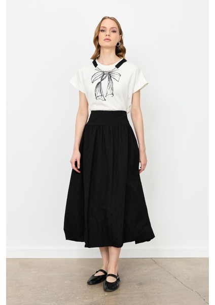 Nakış Detaylı Uzun Balon Etek-Siyah modelleri