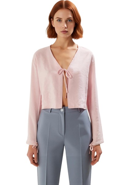 Kadın V Yaka Bağcıklı Uzun Kollu Dokuma Bluz Kaliteli Şık Rahat Modern Zarif Günlük modelleri