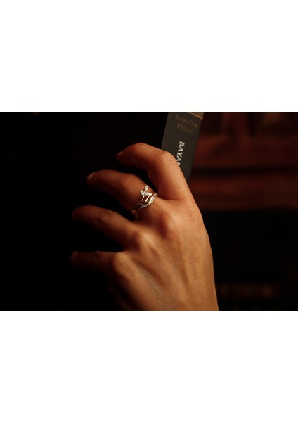 Yaprak Işıltısı Yüzük modelleri