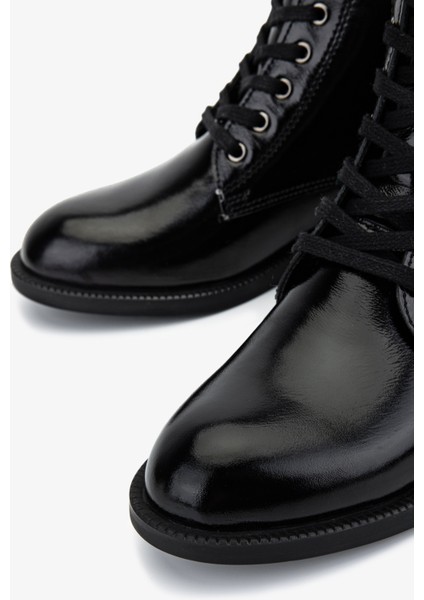 Kadın Hakiki Deri Siyah Rugan Bot 849 202513 Bn Bot SK25-26 Sıyah Rugan modelleri