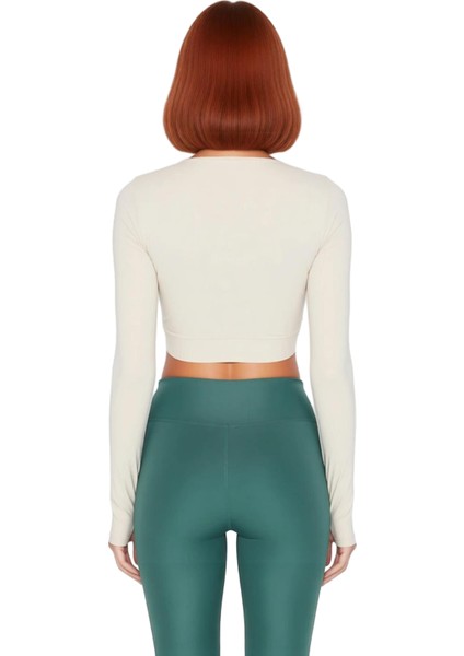 Kadın Crop Bisiklet Yaka Fitted Kalıp Örme Koyu Pencere Cut Out ve Baş Parmak Delik Spor Üst Bluz modelleri