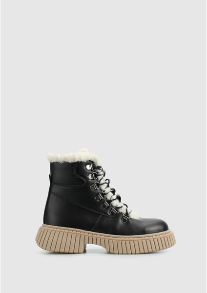 Siyah Kız Çocuk Bot