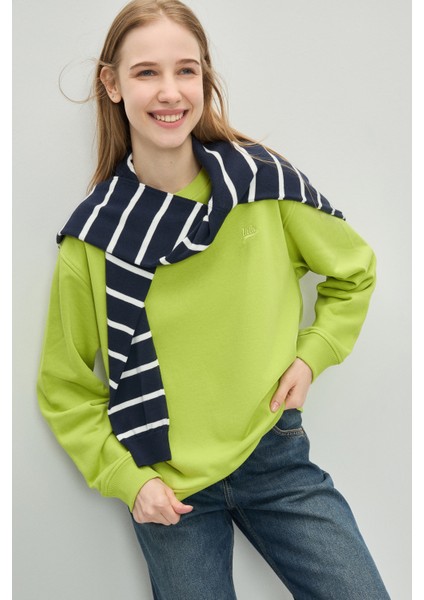 Sunnıva Koyu Yeşil Bisiklet Yaka Nakışlı Loose Fit Kadın Sweatshirt fiyatları