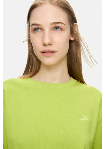 Sunnıva Koyu Yeşil Bisiklet Yaka Nakışlı Loose Fit Kadın Sweatshirt fırsatları