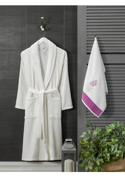 Shine Pamuklu Nakışlı Işlemeli Şal Yaka Bornoz - Saç Havlu Set