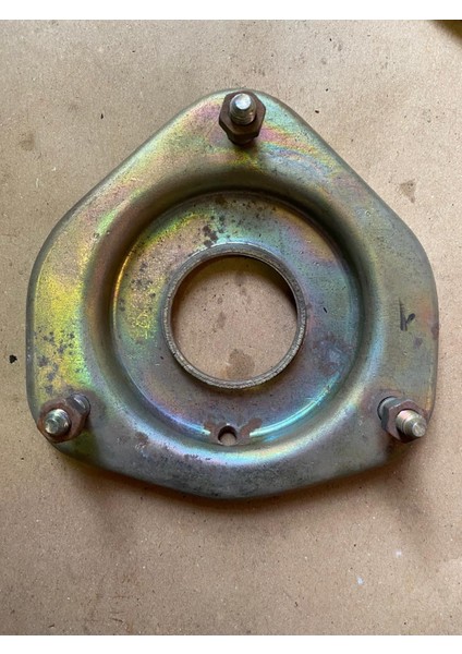 Tofaş Doğan Kartal Şahin Uyumlu Ön Amortisör Üst Flanşı 3 Delik