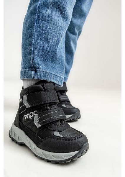 Erkek Çocuk Siyah Su Geçirmez Anatomik Günlük Bot