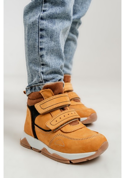 Erkek Çocuk Sarı Hakiki Deri Suya Dayanıklı Günlük Bot