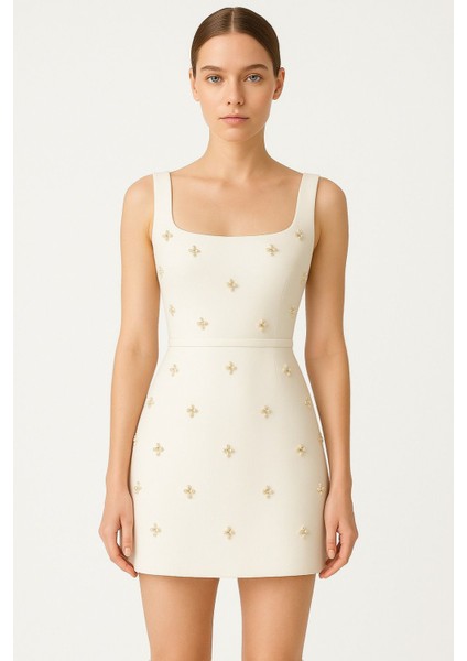 Kadın Beyaz Kare Yaka Inci Detaylı Mini Nikah Nişan Söz Abiye Elbise modelleri