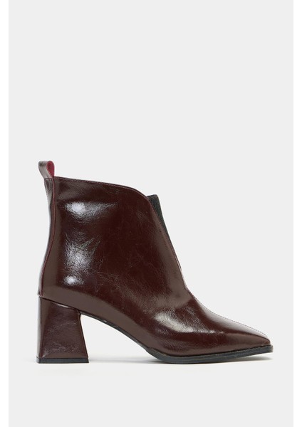 Bordo Rugan Kadın Rugan Küt Burunlu Topuklu Kısa Bot – Parlak Deri Modern Form fırsatları