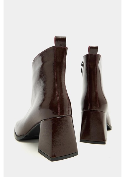 Bordo Rugan Kadın Rugan Küt Burunlu Topuklu Kısa Bot – Parlak Deri Modern Form indirimleri