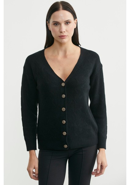 Metal Düğmeli Oversize Triko Hırka - Siyah modelleri