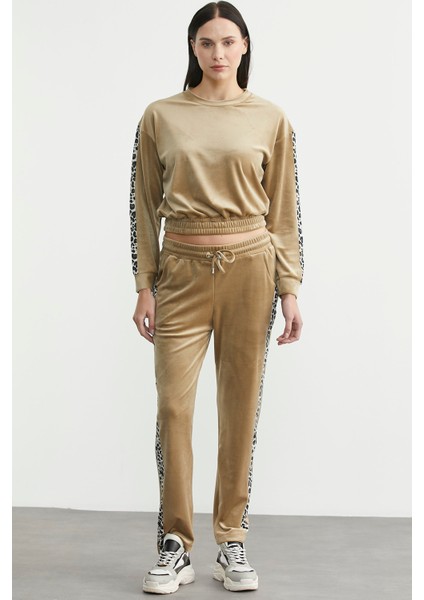 Leopar Kombinli Kadife Eşofman Takım - Vizon