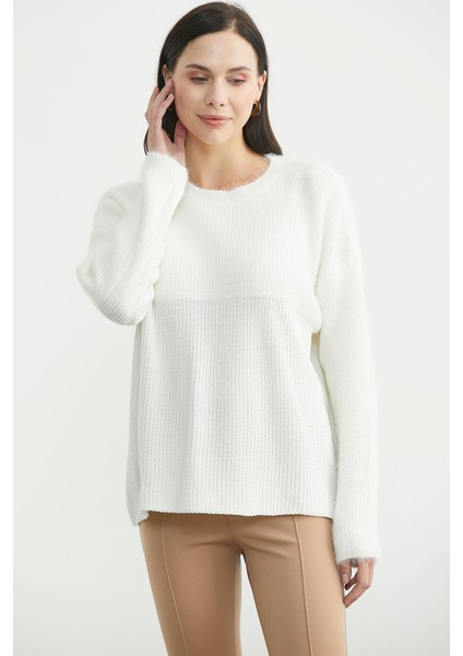 Oversize Yumuşak Dokulu Triko Kazak - Beyaz modelleri