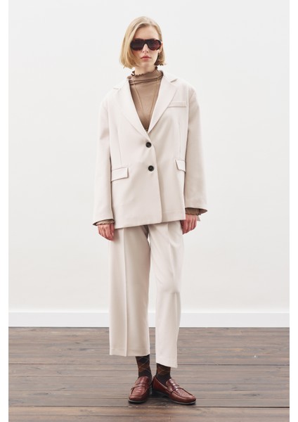 Pile Detaylı Düz Kesim Pantolon Bej fiyatları