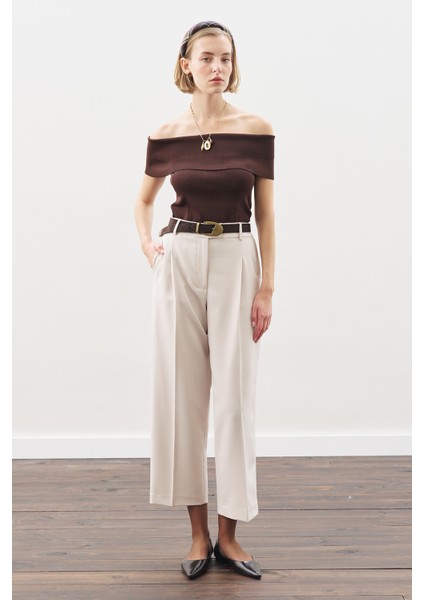 Pile Detaylı Düz Kesim Pantolon Bej modelleri