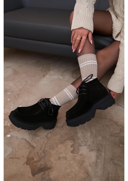 Anna Siyah Süet Renkli Casual Bağcıklı Kadın Bot fiyatları