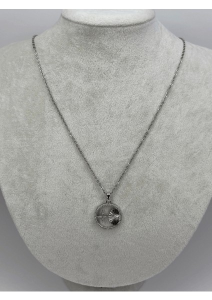 Yıldızlı ve Taşlı Silver Kolye