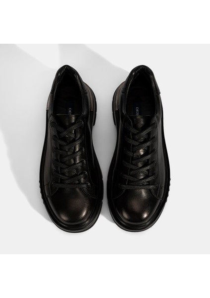 Erkek Siyah Bağcıklı Kalın Tabanlı Deri Ayakkabı