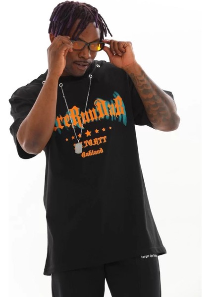 Unisex Oversize Kolye Dahil T-Shirt - Siyah