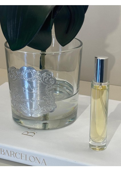 Yapay Orkideli Lüx Vazo No:1 fiyatları