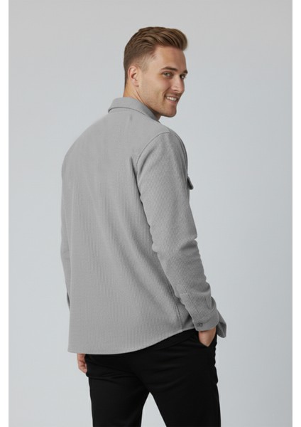 Gri Cepli Likralı Kadife Kumaş Rahat Kesim Erkek Gömlek – Yumuşak Dokulu, Şık Tasarım Gömlek 2600759 fırsatları
