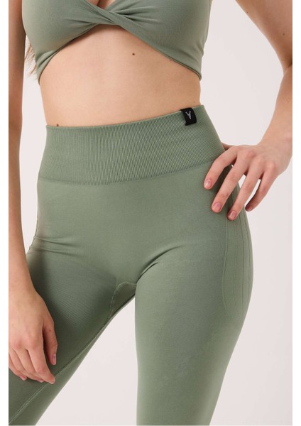 Amara Spor Şort Yüksek Bel Esnek Şekillendirici ve Toparlayıcı Seamless Tayt Kısa Şort fiyatları