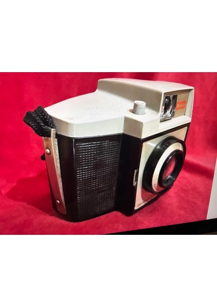 Kodak Brownie Cresta 3 Fotoğraf Maknesi - Çalışır Durumda fiyatları