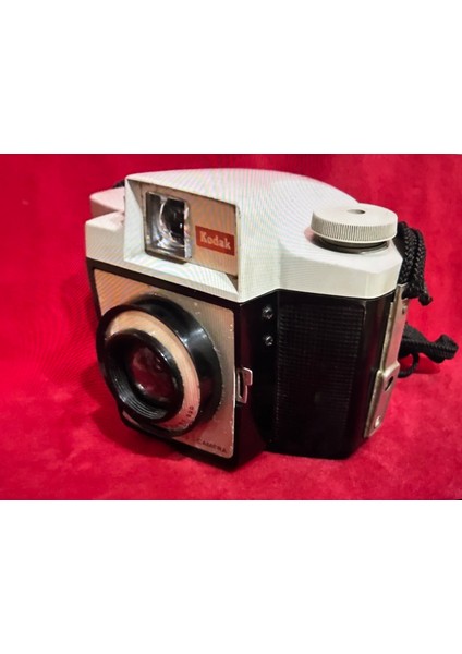 Kodak Brownie Cresta 3 Fotoğraf Maknesi - Çalışır Durumda