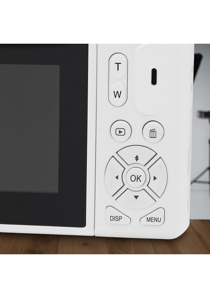 5k UHD 75 Mp Dijital Kamera | 18X Zoom | Retro Tasarım | Vlog & Seyahat Fotoğrafçılığı (Beyaz) indirimleri