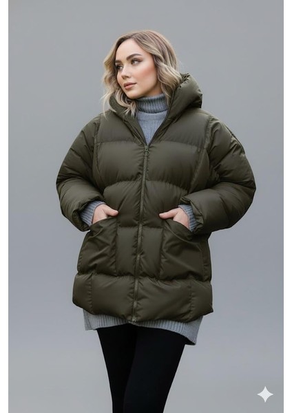 Kadın Haki Kapüşonlu Şişme Mont – Oversize Kışlık Kalın Mont – Soğuk Geçirmez Şişme Mont