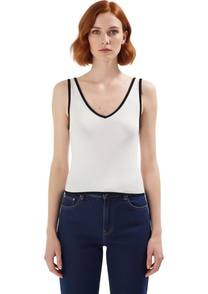 V Yaka Kolsuz Triko Bluz Renk Günlük Kombinler Için Seçkin Malzeme Konforlu Kesim fiyatları