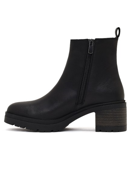 Kadın Siyah Fermuarlı Kalın Topuklu Deri Bot 25WFD340218 fırsatları