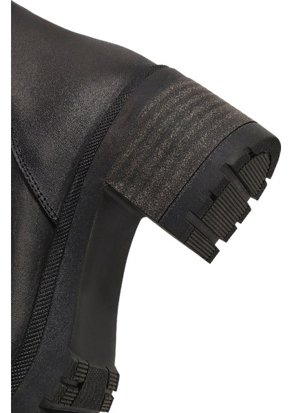 Kadın Siyah Fermuarlı Kalın Topuklu Deri Bot 25WFD340218