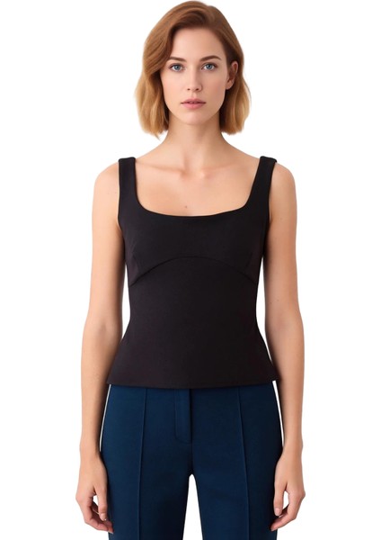 Sırt Fiyonklu Bluz Fitted Kalıp %88 Polyester Yazlık Casual Şık Görünüm Trend Tasarım fiyatları