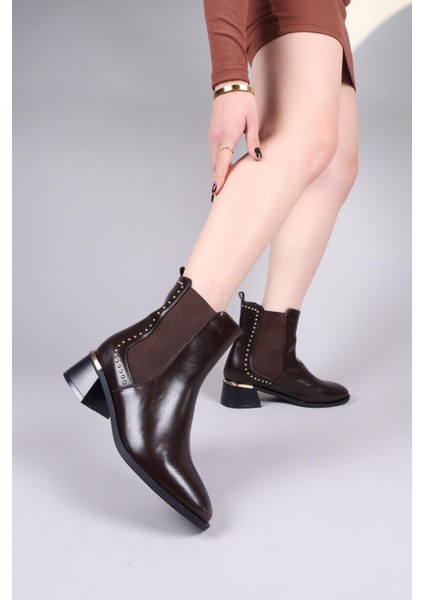 Bruce Trok ve Lastik Detaylı Topuklu Bot Kahverengi fiyatları