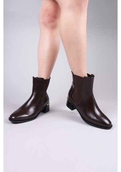Bruce Trok ve Lastik Detaylı Topuklu Bot Kahverengi indirimleri