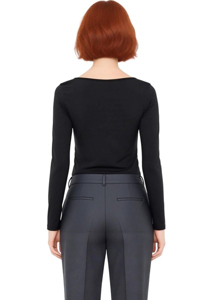 Kadın V Yaka Büzgülü Uzun Kollu Vücuda Oturan Örme Bluz Kaliteli Şık Rahat Modern Zarif Günlük modelleri