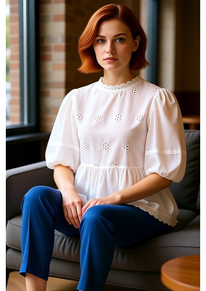 Kadın Pamuklu Brode Detaylı Bisiklet Yaka Bluz Kaliteli Şık Rahat Modern Zarif Günlük fırsatları