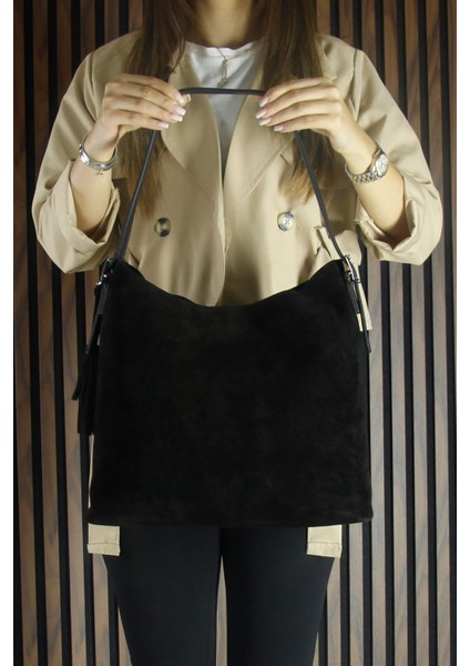 Siyah Hakiki Dana Süet Püsküllü Manyetik Kapaklı Büyük Boy Günlük Omuz Çantası ve El Çantası indirimleri