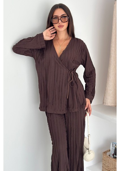 Kadın Kahverengi Bağlamalı Takım – Sofistike & Yapılandırılmış Stil modelleri