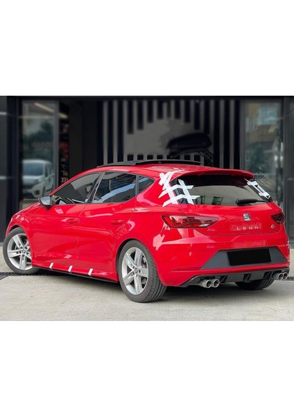 Seat Leon Mk3 Fr 2017-2020 Difüzör (Plastik) Parlak Siyah