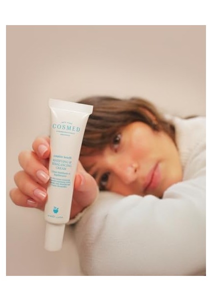 Cosmed Yağlı/karma ve Akne Eğilimli Ciltler Için Matlaştırıcı Nemlendirici Oil Free Krem - Parlama Karşıtı Formül