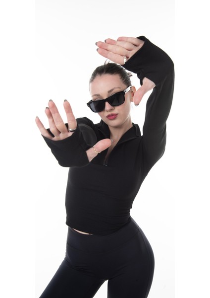 Siyah Balıkçı Yaka Fermuarlı Uzun Kol Crop Bluz fiyatları